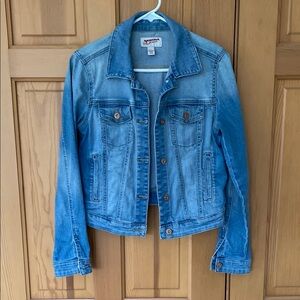 American Eagle Outfitters Women's Blue Denim Jacket. New!